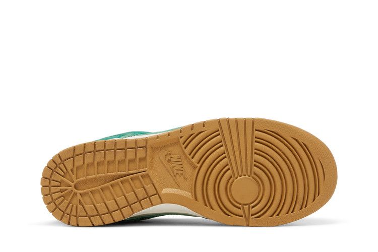 Nike Dunk Low Malachite University Gold (W) - FB7173-131