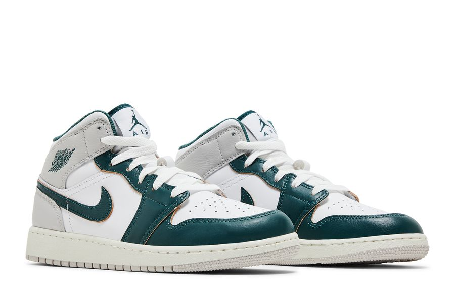 Jordan 1 Mid SE Oxidized Green (GS) - FQ8088-103