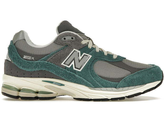 New Balance 2002R New Spruce Magnet - M2002REM