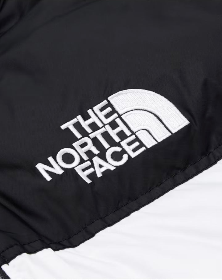 The North Face 1996 Retro Nuptse 700 Fill Packable Jacket TNF White/TNF Black - NF0A3C8D