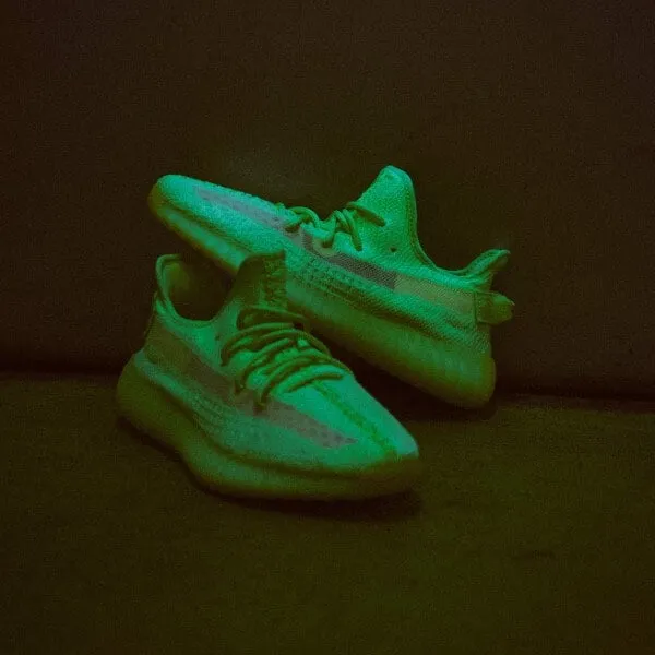 adidas Yeezy Boost 350 V2 Glow in the Dark - EG5293